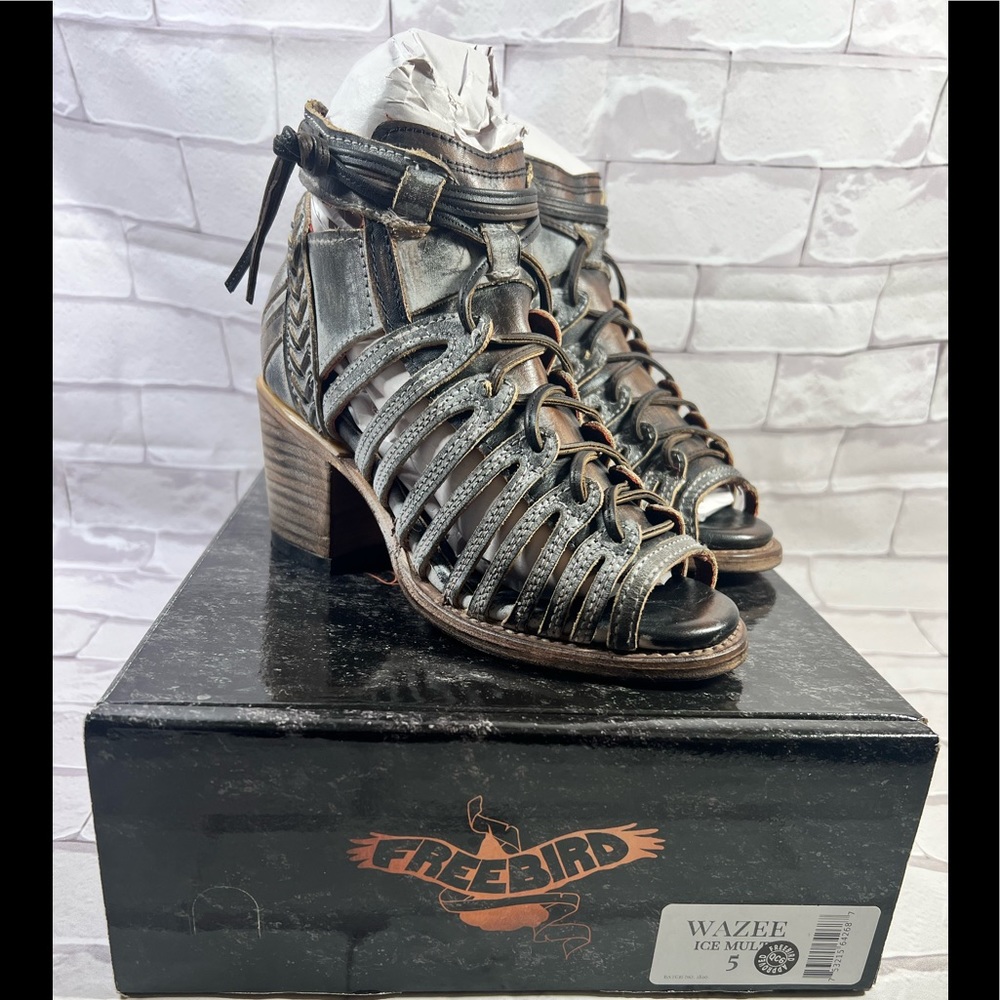 Freebird Wazee Sandals Ice Multi Color Size 5